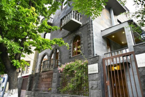 Отель Saryan Hotel Yerevan  Ереван